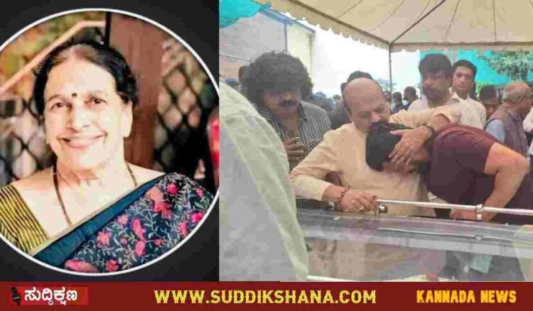 ತಾಯಿ ಕಳೆದುಕೊಂಡ ಕಿಚ್ಚ: ಬೊಮ್ಮಾಯಿ ತಬ್ಬಿಕೊಂಡು ಗಳಗಳನೇ ಅತ್ತ ನಟ ಸುದೀಪ್