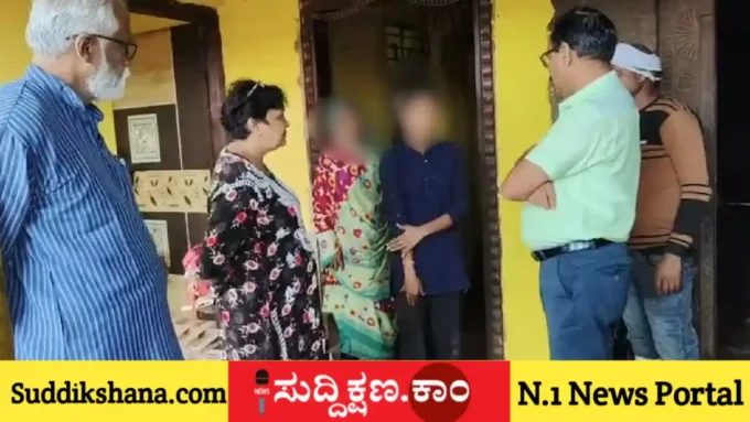 ವಿದ್ಯಾರ್ಥಿನಿಯರು